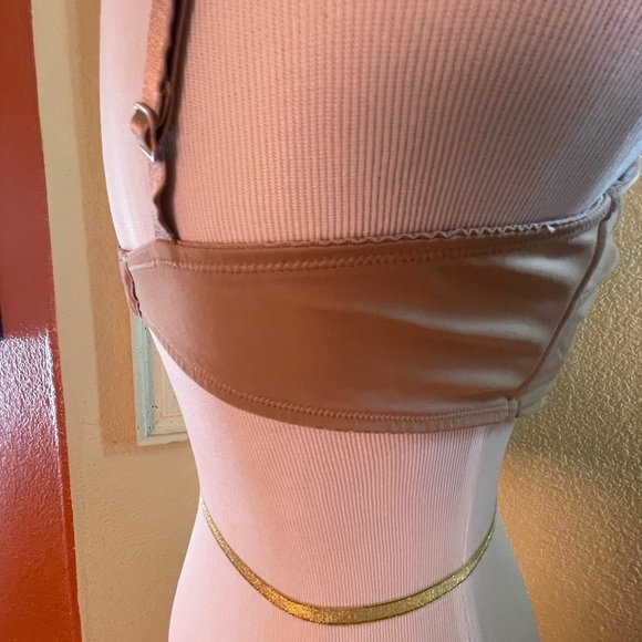 Skims underwire mesh bra with cover over top coverage bra - Picture 5 of 6